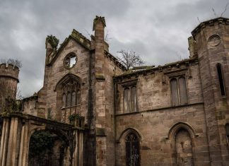 10 conace abandonate uimitor de frumoase de vizitat