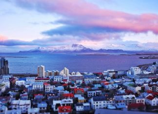 Top 21 cele mai frumoase locuri de vizitat in Islanda