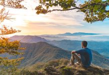 Top 4 sfaturi pe care calatorii solitar trebuie sa le cunoasca chiar acum