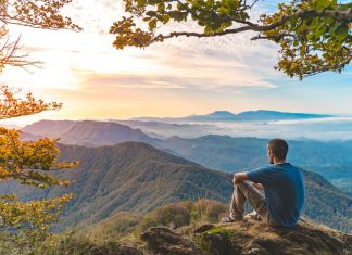 Top 4 sfaturi pe care calatorii solitar trebuie sa le cunoasca chiar acum
